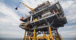 Kurangi Impor, Pertamina Beli Minyak 11 KKKS