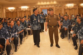 Telat Bayar Pajak, Bupati Perintahkan Pemasangan Papan Informasi di Lokasi