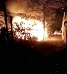 Warung Pecel di Menganti Ludes Dilalap Si Jago Merah