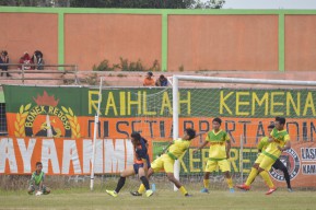 Bungkam Perseta, Ada Jalan Naik Tahta
