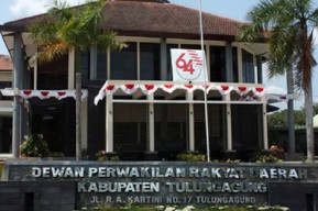 Kasus Dugaan Suap Ketua DPRD Tulungagung, KPK Periksa 11 Saksi
