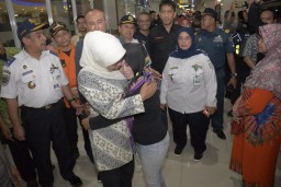 Korban Kapal Terbakar Tiba di Pelabahuan Tanjung Perak, 3 Orang Tewas