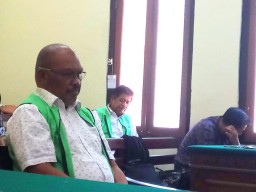 Bos Kayu Buce Diputus Sangat Ringan