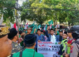 Desak Penangan Kasus Pengibaran Bendera Diduga HTI, Ansor Gresik Luruk Polres