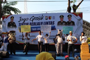 Jogo Gresik Bersama Ribuan Onthelis se Jawa Timur