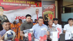 Subdit III Polda Jatim Pamer Hasil Tangkapan