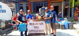 Komunitas Angler Keliling Desa Kekeringan Bagikan Air Bersih Gratis