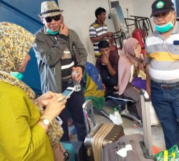 Hendak ke Bawean, Rektor Unisma Balik Kucing Gara-gara BBM Kapal Langka