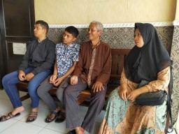 Tanyakan Perkembangan Kasus Pengeroyokan, Keluarga Korban Datangi Polsek Bangil