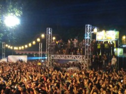 Bupati dan Kapolres Joget Bareng Sobat Ambyar Bojonegoro