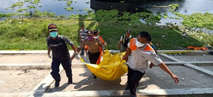 Mayat Perempuan Mengapung di Bawah Jembatan Kasiman