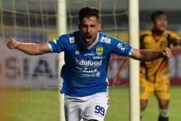 Arema FC Rekrut Eks Pemain Persib Bandung