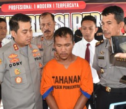 Istri Tak Puas, Suami di Pasuruan Berikan Sensasi Baru dengan Mengajak Teman-temannya Threesome