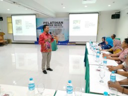 Tunjang Pelayanan Kesehatan, Pegawai Puskesmas di Gresik Kompak Sekolah Rekam Medis