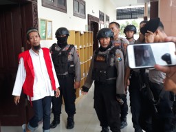 Curi Kayu di Lahan TKD, Pria Paruh Baya di Gresik Divonis 8 Bulan