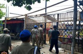 Satpol PP Kediri Segera Bongkar Warung GOR Joyoboyo