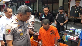 Modin di Blitar Edarkan 147 Butir Pil Koplo