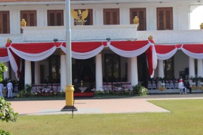 Dibayangi Wabah Korona, Parade Senja Ditiadakan