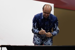Peduli Kemanusiaan, Coca-Cola Serahkan Bantuan Rp 10 M kepada PMI