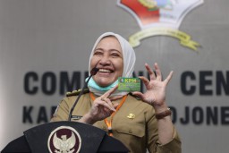 Bupati Bojonegoro Salurkan Bantuan Program Petani Mandiri Rp 7,1 Miliar