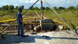 Dua Kuli Bangunan di Gresik Tewas Tertimbun Septik Tank
