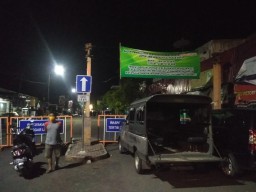 Dua Pasar Dibatasi Jam Bukanya, Wilayah Bojonegoro Kota Diberlakukan Jam Malam