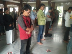 Masjid di Bojonegoro Tetap Gelar Shalat Jamaah dan Jumatan