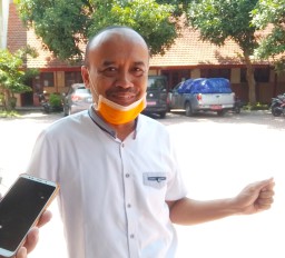 Siap-Siap ! PKL, Ojol, Sopir dan Tukang Becak di Kota Kediri Digerojok Bantuan