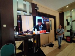 “Diserang"Corona, Rapat Paripurna LKPJ Bupati Pasuruan dengan Vidioconference