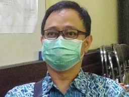 PSI Borong Beras Toko Peracangan untuk Warga Terdampak Corona
