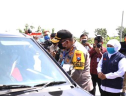 Gubernur Jatim dan Kapolda Pastikan Chek Poin Perbatasan Jatim