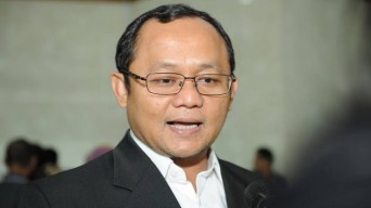 Sarmuji Larang Kader Golkar Kunker, Diminta Buat Baksos