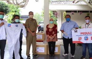 Pertamina Salurkan Bantuan APD ke Pemkab Kediri