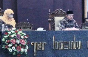 Dok, DPRD Jatim Setujui Anggaran Penanganan Corona Rp 2,3 Triliun