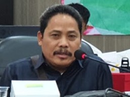 DPRD Gresik : Semua Kegiatan Yang Membebani Masyarakat Harus Ditunda
