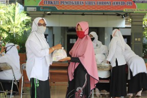 Gabungan Komunitas di Kepohbaru Bantu Warga Se-Kecamatan