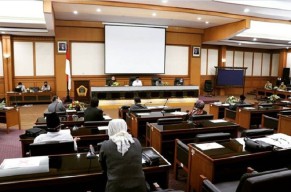 Ranperbup JPS Belum Beres, Pendataan Calon Penerima BLT Rancu