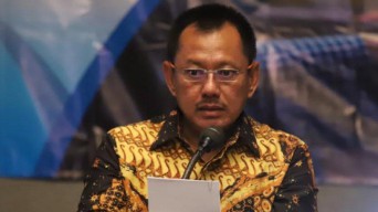 Sekdaprov Cabut Surat Izin Salat Ied di Masjid Al Akbar Surabaya