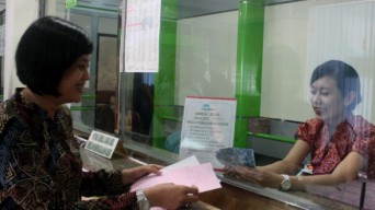 Serbu Pegadaian Pilih Gadaikan Barang Daripada Tebus