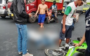 Pengendara dan Penumpang Motor Tewas Terlindas Trailer