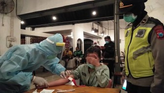 Pemkot Surabaya Perbanyak Rapid Tes dan Swab