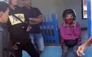 Emak Kejar Emak Pencuri HP di Malang