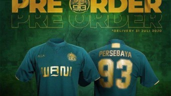 Persebaya Luncurkan Jersey Baru 'Wani Lawan COVID-19'