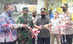 Bupati Lamongan Fadeli Resmikan Pasar Tangguh