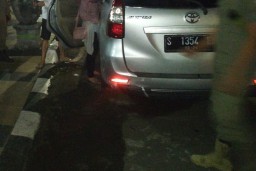 Pemuda di Mobil Bergoyang Ternyata Warga Bubulan Bojonegoro