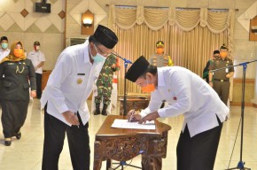 Bupati Angkat Abimanyu Sebagai Pj Sekda  Gresik