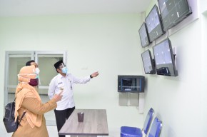 Kunjungi PROP Covid-19 Stadion Gejos, Moch Qosim Ajak Doa Bersama Demi Kesembuhan Pasien