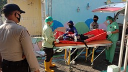 Mayat Mr X Tergeletak di Jalan Kampung Sukorame Gresik