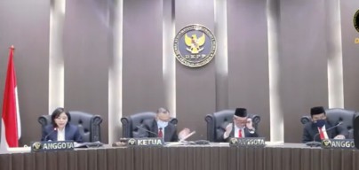 Dilaporkan Selingkuhi PPK, Komisioner KPU Surabaya Diberhentikan DKPP