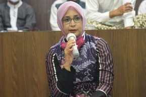 Bupati Faida Minta Warganya Tidak Takut Tapi Tidak Lengah Hadapi Covid